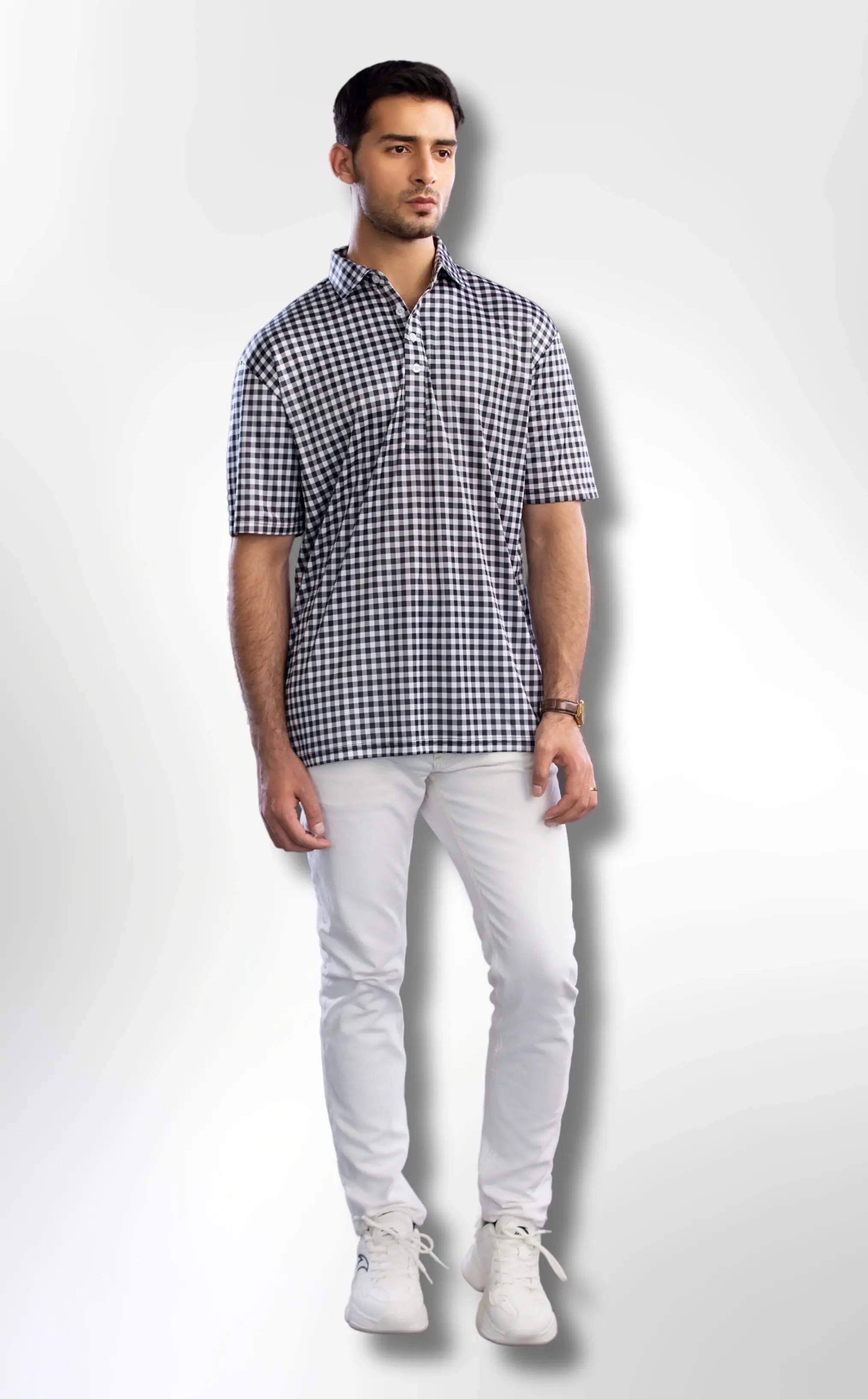 Semi-Spread Collar in Black and White Gingham