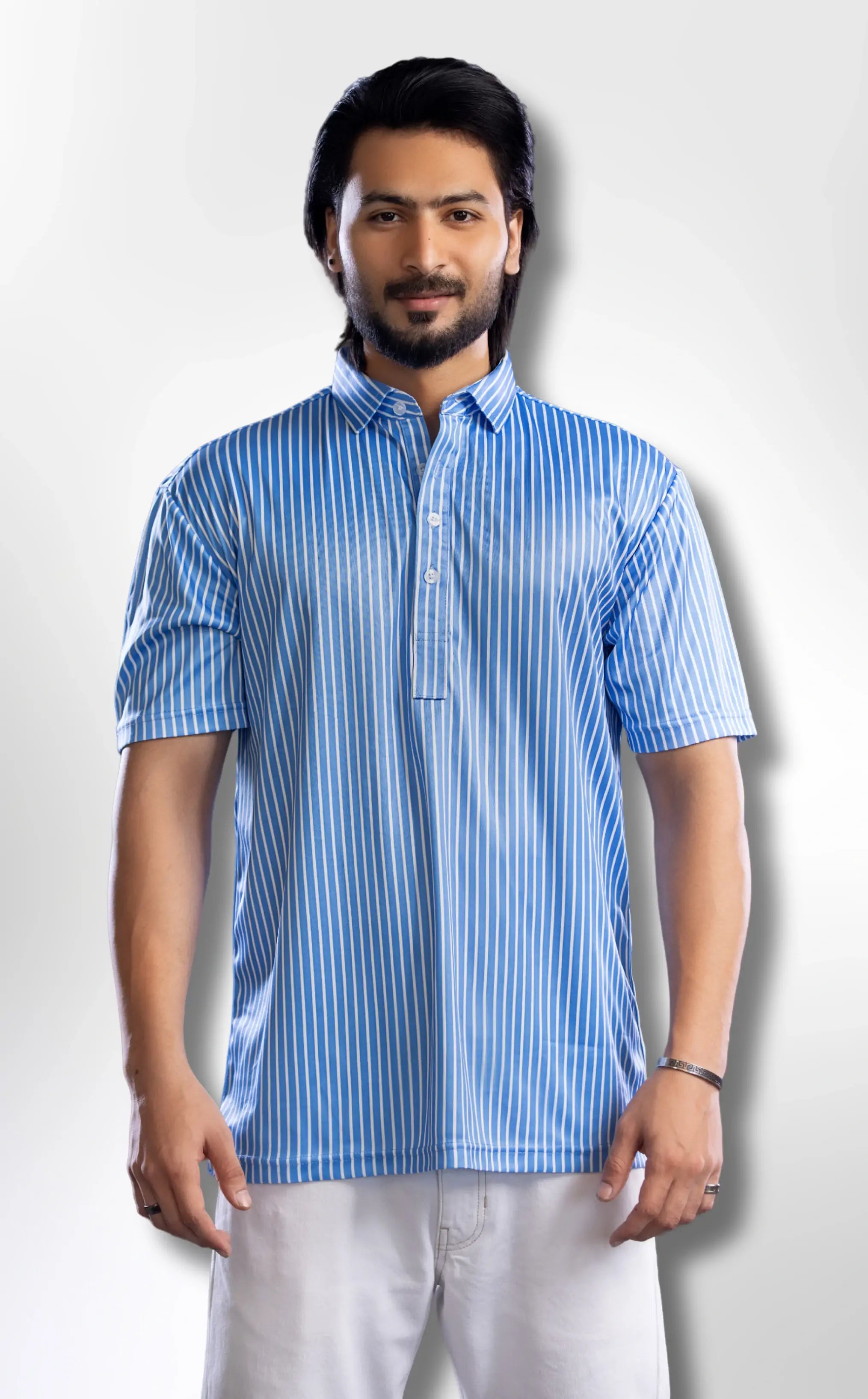 Semi-Spread Collar in Ocean Blue with White Stripe