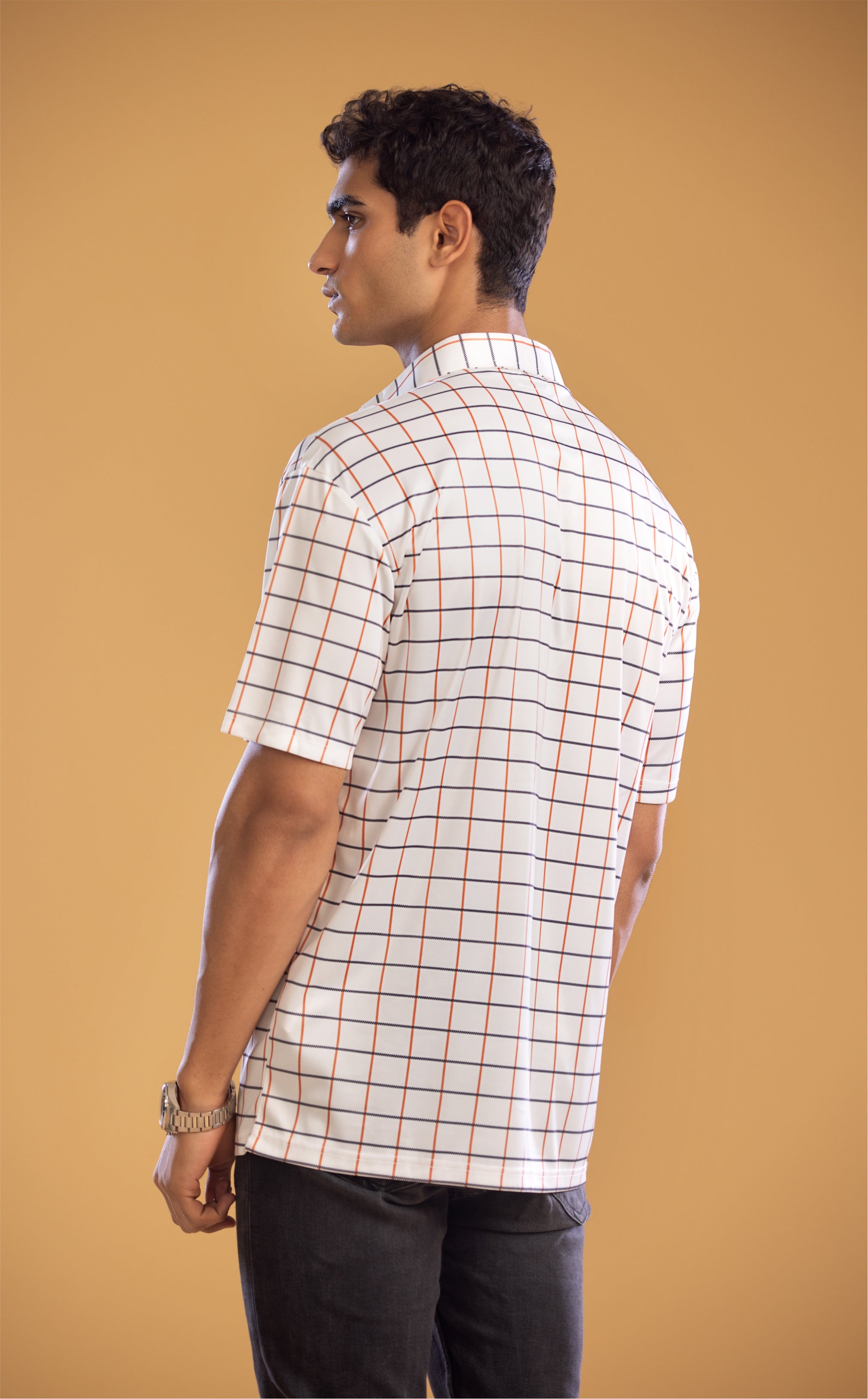 Semi-Spread Collar White with Blue and Orange Grid