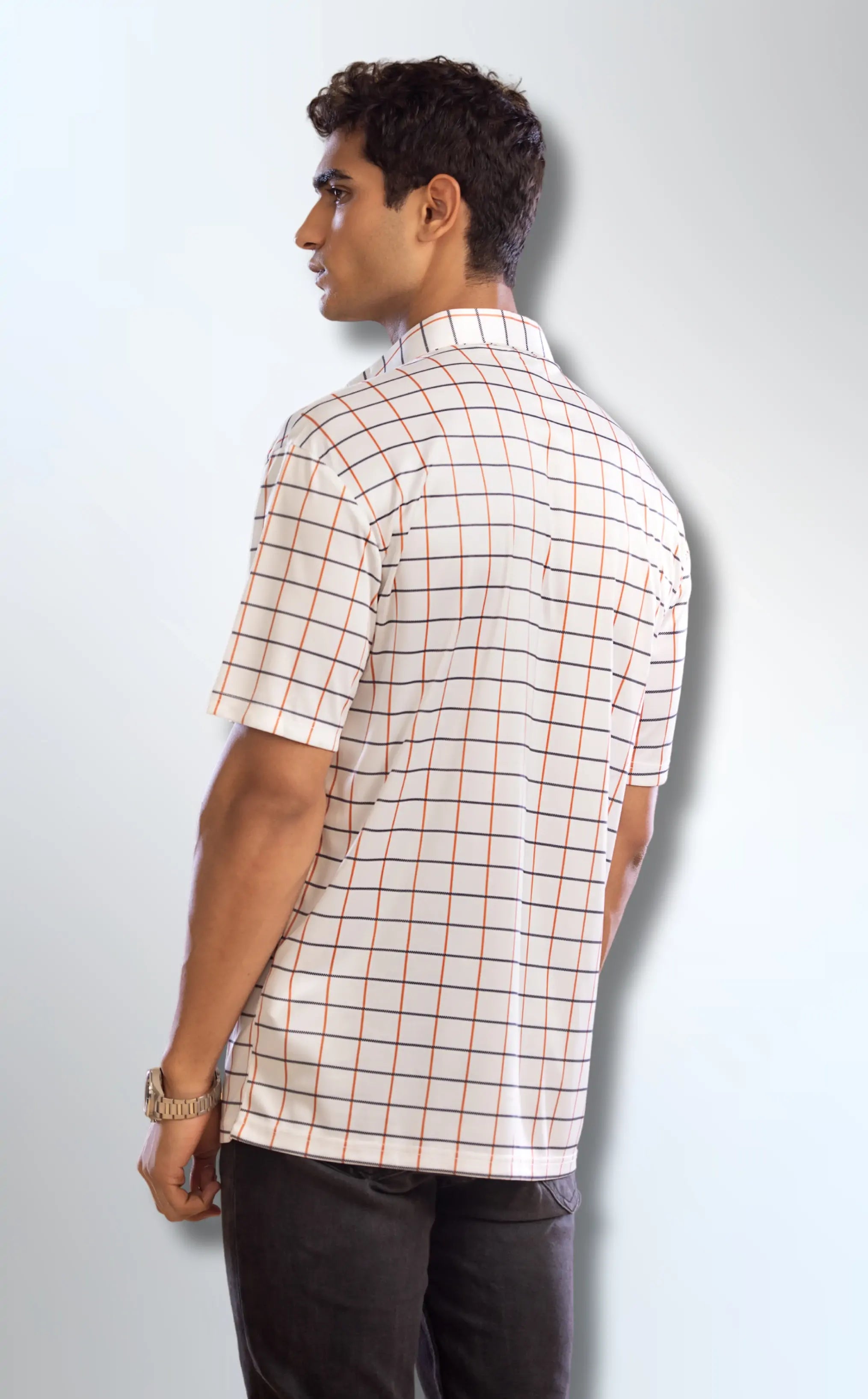 Semi-Spread Collar White with Blue and Orange Grid